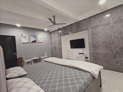 Bedroom Image of 1500 Sq.ft 3 BHK Builder Floor for sale in Green Park New Delhi for Rs. 39500000