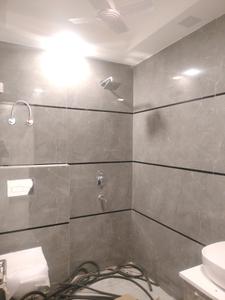 Common Bathroom Image of 1305 Sq.ft 3 BHK Builder Floor for sale in BPTP District 5, Sector 84 Faridabad for Rs. 14500000