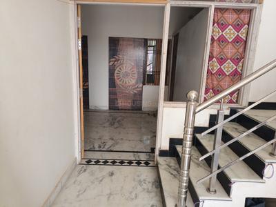 Balcony Image of 350 Sq.ft 1 BHK Independent House for rent in Navi Kot Nandana Lucknow for Rs. 7000