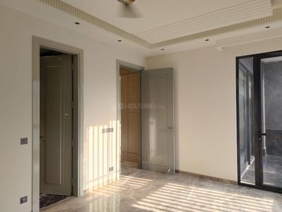 Bedroom Image of 2700 Sq.ft 4 BHK Builder Floor for sale in Greater Kailash II New Delhi for Rs. 110000000