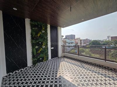 Balcony Image of 2200 Sq.ft 4 BHK Independent House for sale in Chitaipur Varanasi for Rs. 21000000