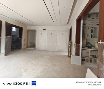 Hall Image of 2000 Sq.ft 3 BHK Builder Floor for sale in Paschim Vihar New Delhi for Rs. 42500000