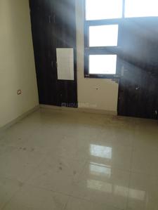 Bedroom Image of 2000 Sq.ft 2 BHK Builder Floor for rent in Mahagunpuram II, Mahagunpuram Ghaziabad for Rs. 20000