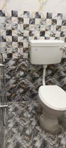 Bathroom Image of 630 Sq.ft 1 BHK Builder Floor for rent in Thiruvanmiyur Chennai for Rs. 19000
