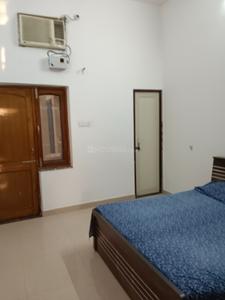 Paramount Tulip Bedroom 2