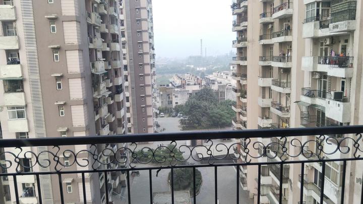 Amrapali Empire Main Image 1