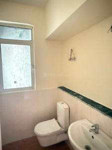 Bathroom Image of 1525 Sq.ft 3 BHK Apartment / Flat for sale in Jaypee Kensington Heights, Sector 133 Noida for Rs. 13800000