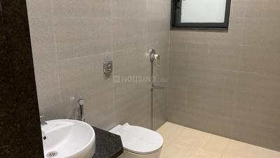 Bathroom Image of 1146 Sq.ft 3 BHK Apartment / Flat for sale in VTP Euphoria, Manjari Khurd Pune for Rs. 14500000