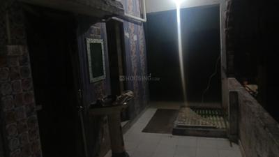 Balcony Image of 750 Sq.ft 1 BHK Builder Floor for rent in Rajajipuram Lucknow for Rs. 12000