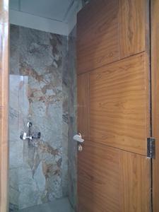 Common Bathroom Image of 1050 Sq.ft 2 BHK Apartment / Flat for sale in Avenue 1, Sector 73 Noida for Rs. 3500000