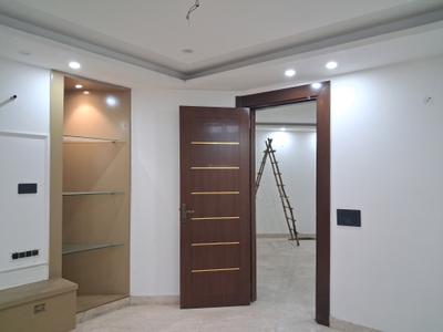 Bedroom Image of 1200 Sq.ft 2 BHK Builder Floor for rent in Kirti Nagar New Delhi for Rs. 45000