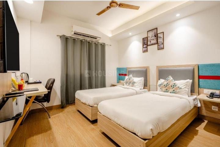 Bedroom Image of Isty luxury pg in Sector 43, Gurgaon