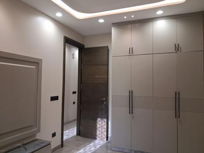 Bedroom Image of 1350 Sq.ft 3 BHK Builder Floor for sale in Paschim Vihar New Delhi for Rs. 27500000