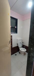 Bathroom Image of 1000 Sq.ft 2 BHK Apartment / Flat for sale in Jail Road Nashik for Rs. 3800000