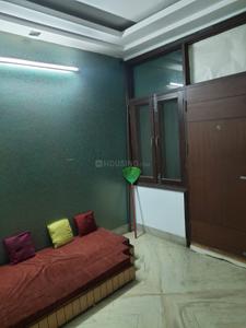 Bedroom Image of 550 Sq.ft 1 BHK Builder Floor for rent in Pitampura New Delhi for Rs. 17800