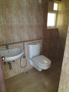 Bathroom Image of 1505 Sq.ft 3 BHK Apartment / Flat for sale in Siroya Sunshine, RT Nagar Bengaluru for Rs. 10500000
