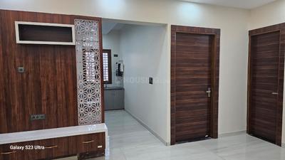 Bedroom Image of 100 Sq.ft 3.5 BHK Villa for sale in SR Signature Villas, Sector 16B Noida for Rs. 13500000