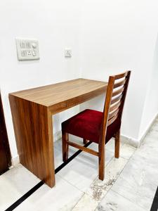 Hall Image of 800 Sq.ft 1 BHK Builder Floor for rent in Sector 27 Gurgaon for Rs. 36000
