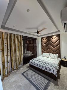 Bedroom Image of 1400 Sq.ft 3 BHK Builder Floor for sale in Janakpuri New Delhi for Rs. 31000000