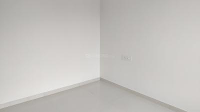 Bedroom Image of 750 Sq.ft 2 BHK Apartment / Flat for rent in Kalpataru Vivant, Jogeshwari East Mumbai for Rs. 73000