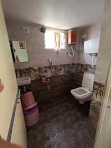 Bathroom Image of 1240 Sq.ft 2 BHK Apartment / Flat for rent in Usmanpura Ahmedabad for Rs. 28000