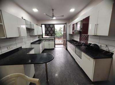 Kitchen Image of 2485 Sq.ft 3 BHK Builder Floor for rent in Shakti Nagar New Delhi for Rs. 85500
