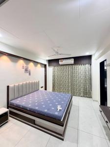 Bedroom Image of 3900 Sq.ft 4 BHK Apartment / Flat for rent in Orbit Radian Residence, Sargasan Gandhinagar for Rs. 44000