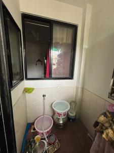 Bathroom Image of 915 Sq.ft 2 BHK Apartment / Flat for rent in Laabham Residency, Pipliyahana Indore for Rs. 15000
