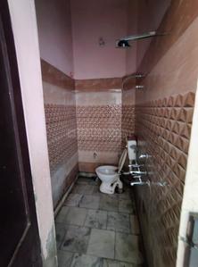 Bathroom Image of 450 Sq.ft 2 BHK Independent House for sale in Guru Teg Bahadur Nagar Ludhiana for Rs. 2250000