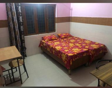Bedroom Image of Omjee Paying Guest in Garhi Cantt, Dehradun