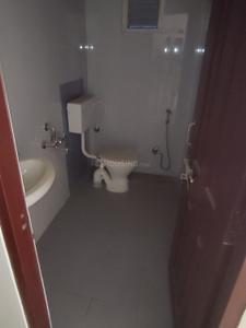 Bathroom Image of 1700 Sq.ft 3 BHK Apartment / Flat for sale in Aadhhaar Symphony, Kolar Road Bhopal for Rs. 4200000