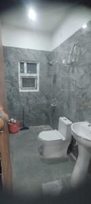 Bathroom Image of 1700 Sq.ft 3 BHK Duplex for rent in Aayansh Enclave, Noida Extension Greater Noida for Rs. 16000