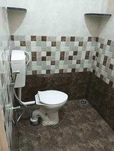 Bathroom Image of 650 Sq.ft 2 BHK Independent House for rent in K R Puram Bengaluru for Rs. 18000