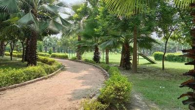 Image of 1744 Sq.ft 5 BHK Independent House for sale in Sector 52, Noida for Rs. 60000000