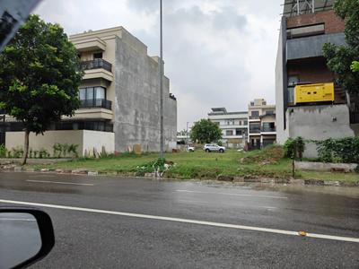 Image of 4500 Sq.ft Residential Plot / Land for sale in Mullanpur Garibdass, Chandigarh for Rs. 77000000