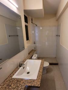 Bathroom Image of 1600 Sq.ft 4 BHK Apartment / Flat for rent in DLF Express Greens, Manesar Gurgaon for Rs. 36000