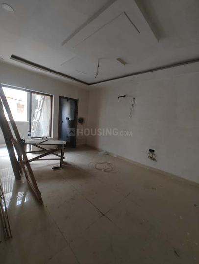 Sector 76 Main Image 1