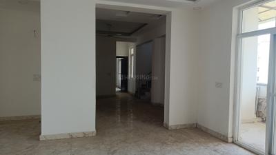 Living Room Image of 5200 Sq.ft 3.5 BHK Penthouse for sale in Amrapali Silicon City, Sector 76 Noida for Rs. 29000000