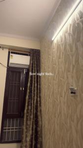 Bedroom Image of 1100 Sq.ft 3 BHK Apartment / Flat for sale in Shalimar Garden Ghaziabad for Rs. 5800000