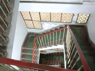 Staircase Image of 2400 Sq.ft 6 BHK Independent House for sale in Tollygunge Kolkata for Rs. 20000000