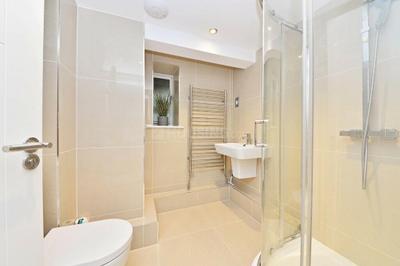 Image of 2200 Sq.ft 4 BHK Apartment / Flat for sale in Rustomjee Crown, Prabhadevi, Mumbai for Rs. 220000000