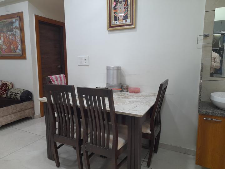 Takshashila Colonials Main Image 1