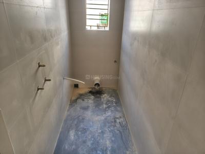 Bathroom Image of 728 Sq.ft 2 BHK Apartment / Flat for sale in South Dum Dum Kolkata for Rs. 3931200