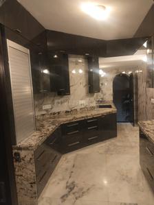 Kitchen Image of 3700 Sq.ft 5 BHK Apartment / Flat for sale in Park Street Area Kolkata for Rs. 70000000