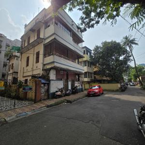 5 BHK Independent House