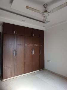 Bedroom Image of 1620 Sq.ft 3 BHK Builder Floor for sale in Preet Vihar New Delhi for Rs. 27500000