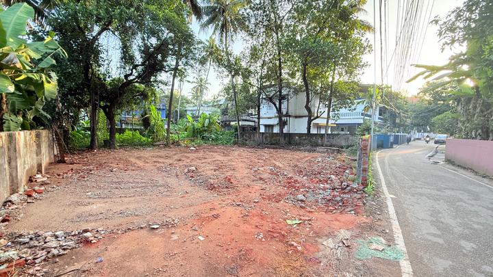 Vyttila Main Image 1