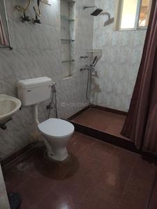 Bathroom Image of 1400 Sq.ft 3 BHK Apartment / Flat for sale in DDA Flats Munirka, Munirka New Delhi for Rs. 25500000