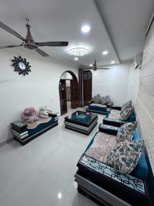Hall Image of 1200 Sq.ft 3 BHK Apartment / Flat for sale in Deshbandhu Apartments, Kalkaji New Delhi for Rs. 29000000