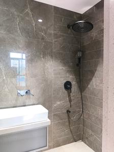 Common Bathroom Image of 1035 Sq.ft 2 BHK Apartment / Flat for sale in Venus Skky City, Sandap Gaon Thane for Rs. 6050000